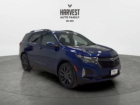 Used 2022 Chevrolet Equinox RS w/ RS Leather Package image 10