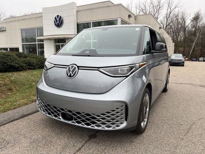 New 2025 Volkswagen ID. Buzz Pro S