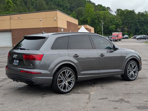 Used 2019 Audi Q7 3.0T Prestige AWD/4WD image 9