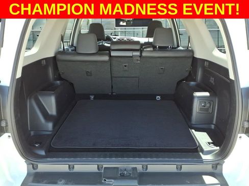 Used 2022 Toyota 4Runner Limited image 12