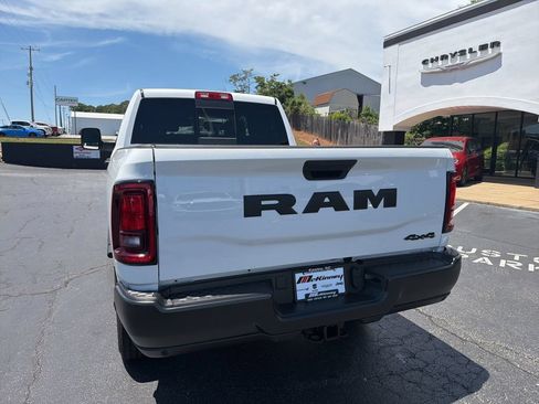 New 2026 RAM 2500 Tradesman AWD/4WD image 12