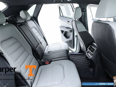 Used 2024 Volkswagen Atlas Cross Sport SEL R-Line AWD/4WD image 77