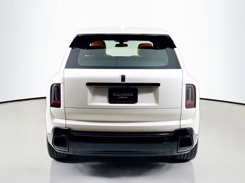 Certified 2025 Rolls-Royce Cullinan AWD/4WD image 7