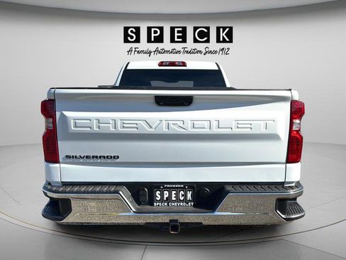 Used 2022 Chevrolet Silverado 1500 W/T RWD image 4