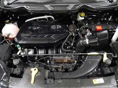 Used 2021 Ford EcoSport Titanium AWD/4WD image 19