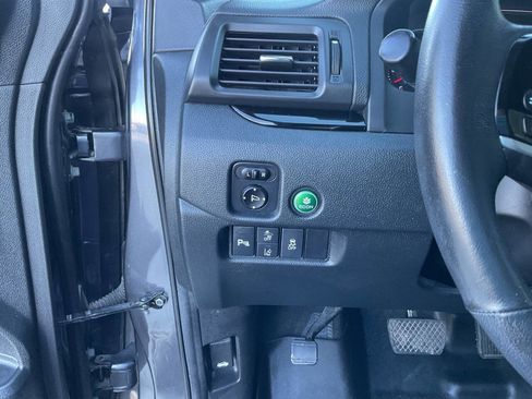 Used 2020 Honda Pilot Touring image 16