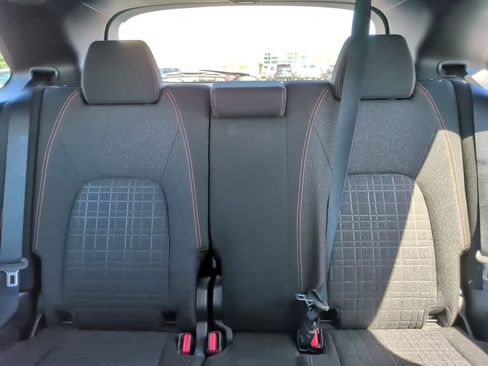 Used 2025 Honda HR-V Sport image 26