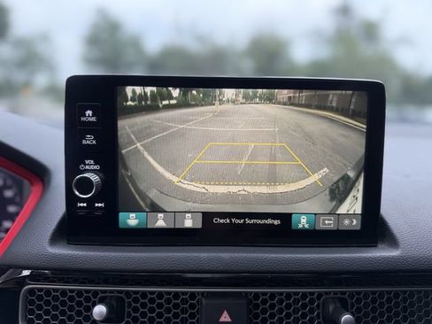 Used 2022 Honda Civic Touring image 18