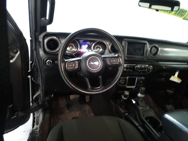 Used 2022 Jeep Gladiator Sport AWD/4WD image 5