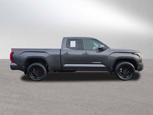 Used 2022 Toyota Tundra Limited image 2