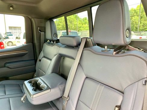 Used 2023 Chevrolet Silverado 1500 High Country w/ Technology Package AWD/4WD image 19