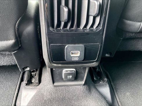 Used 2025 Jeep Compass Limited AWD/4WD image 34