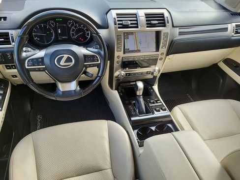 Used 2021 Lexus GX 460 Luxury w/ Sport Design Package image 21