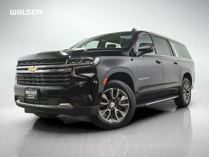 Used 2023 Chevrolet Suburban LT w/ Luxury Package