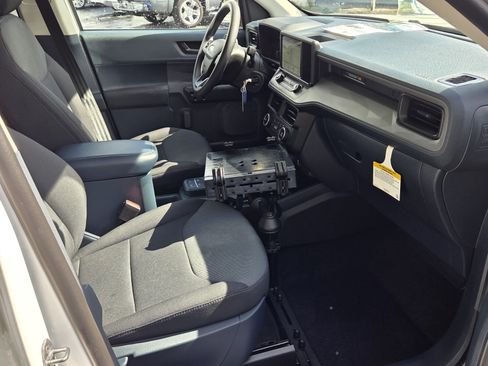 Used 2022 Ford Maverick XL FWD image 11