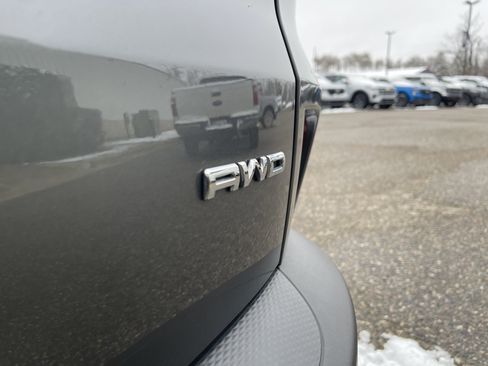 Used 2025 Ford Escape Platinum image 27