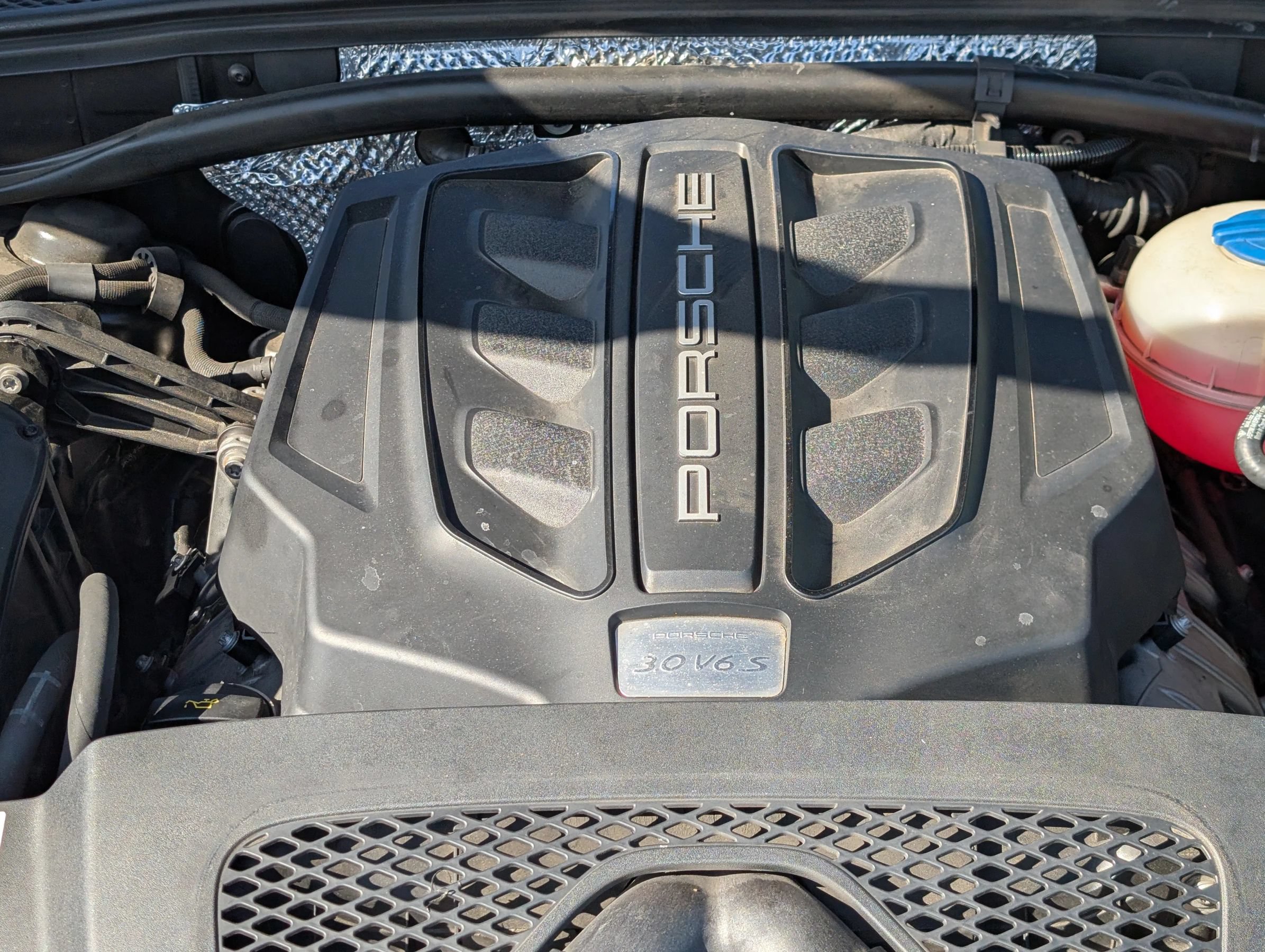 Used 2018 Porsche Macan S AWD/4WD image 30