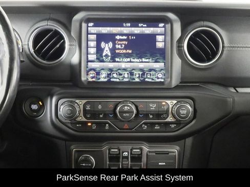 Used 2021 Jeep Gladiator Overland w/ Popular Equipment Package image 25