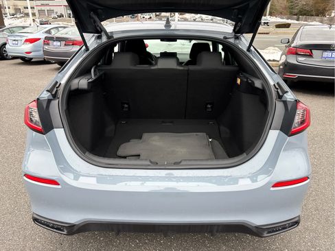 Used 2023 Honda Civic Sport image 32