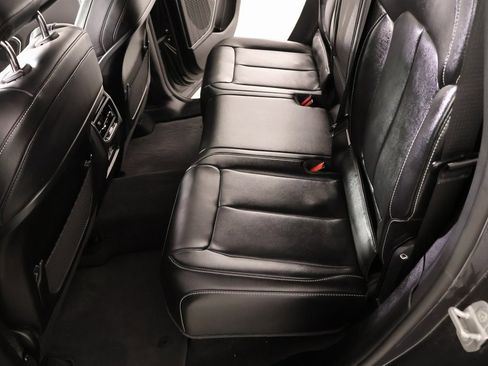 Used 2022 Jeep Grand Cherokee Limited w/ Trailer Tow Prep Group (B) image 13