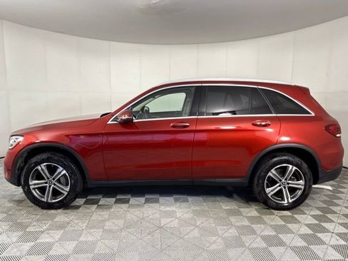Used 2022 Mercedes-Benz GLC 300 4MATIC image 3