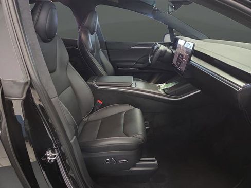 Used 2023 Tesla Model X Plaid image 30