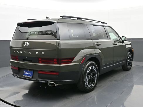 Used 2026 Hyundai Santa Fe SEL FWD image 4