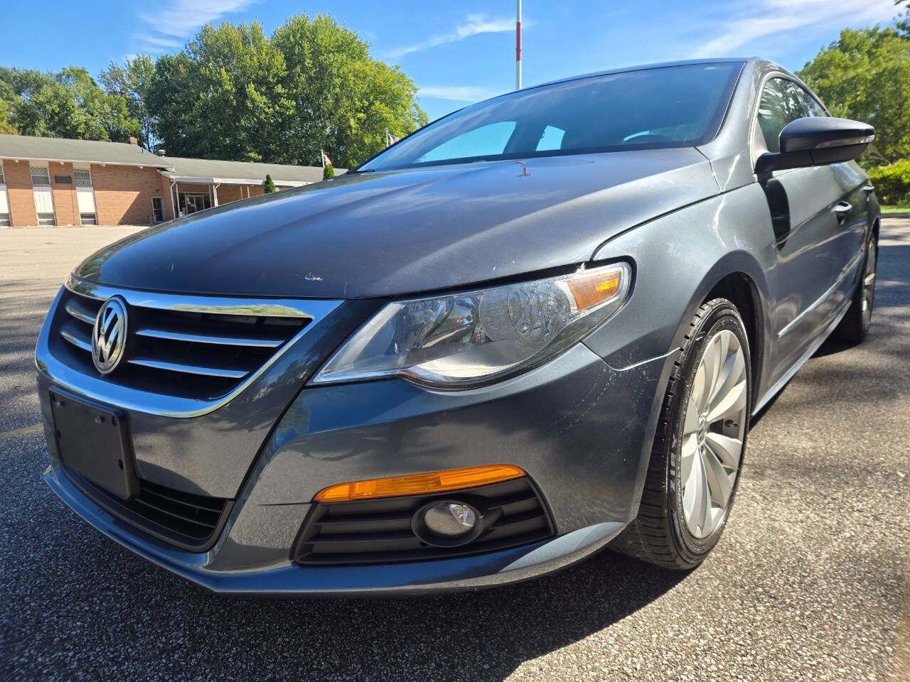 Used 2010 Volkswagen CC Sport FWD image 1
