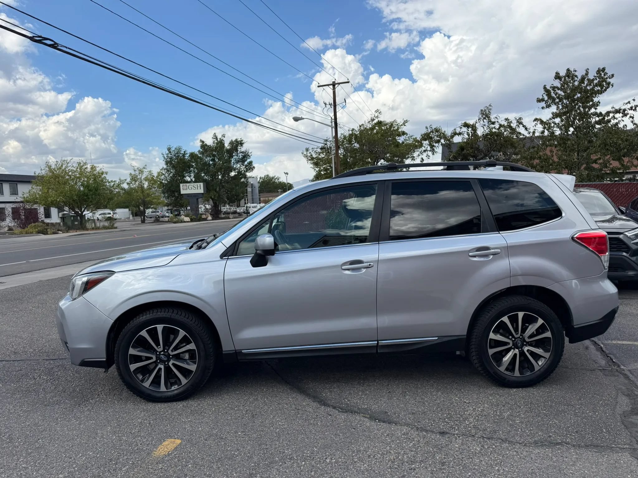 Used 2017 Subaru Forester 2.0XT Premium w/ Popular Package #2A AWD/4WD image 8