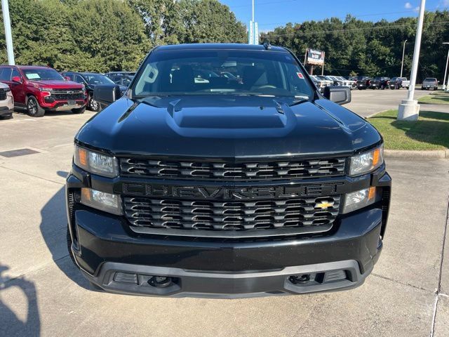 Used 2020 Chevrolet Silverado 1500 Custom w/ Custom Value Package RWD image 10