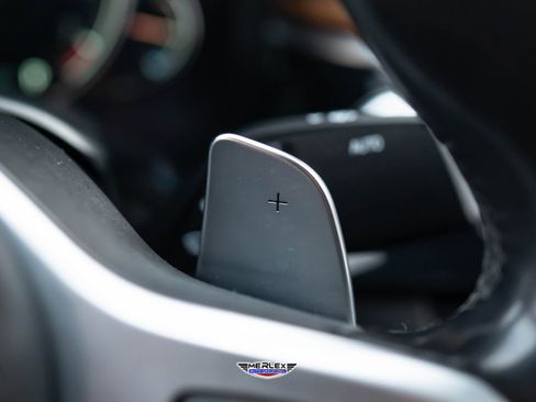 Used 2018 BMW 540i xDrive xDrive M-Sport w/ M Sport Package image 27