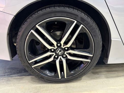 Used 2017 Honda Accord Sport Special Edition image 24