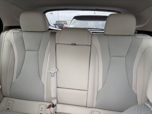 Used 2023 Buick Envision Preferred image 21