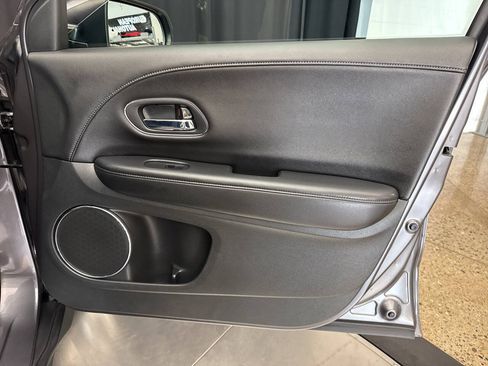 Used 2016 Honda HR-V EX-L image 24