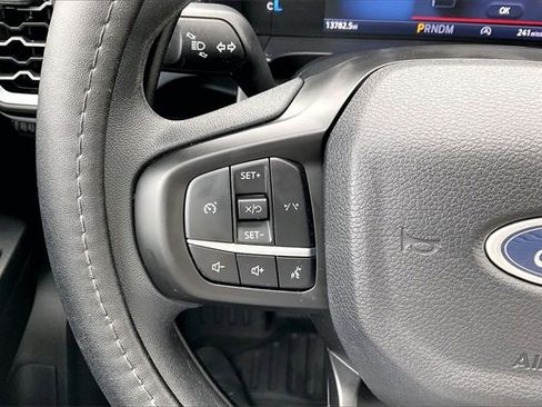 Used 2024 Ford Ranger XL image 17