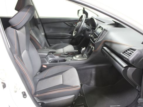Used 2021 Subaru Crosstrek 2.0i Premium image 24