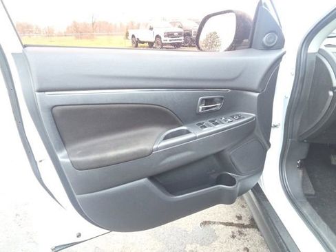 Used 2022 Mitsubishi Outlander Sport FWD image 21