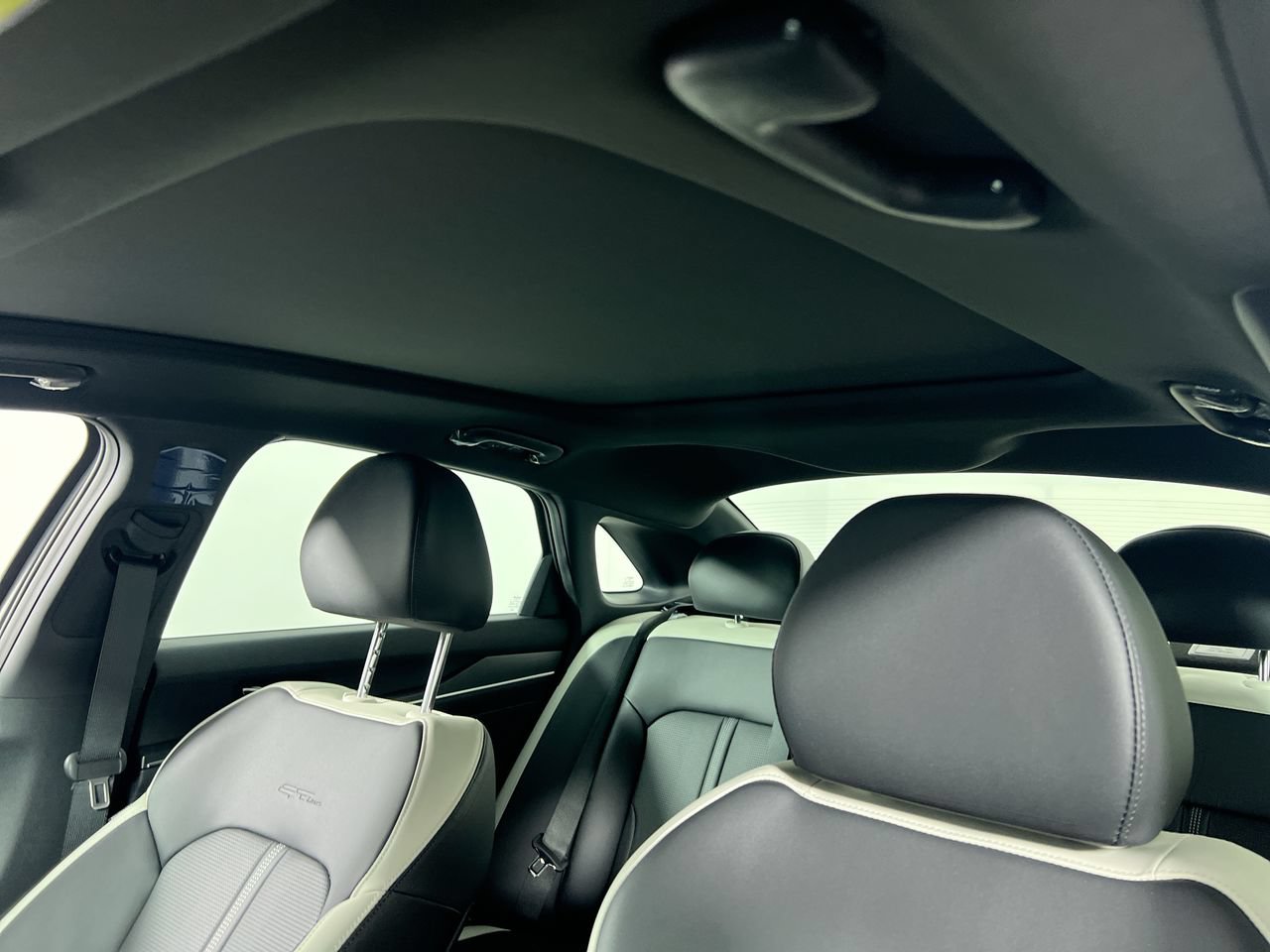 New 2026 Kia K5 GT-Line FWD image 21