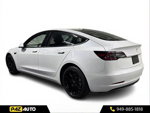 Used 2023 Tesla Model 3 Standard Range RWD image 3