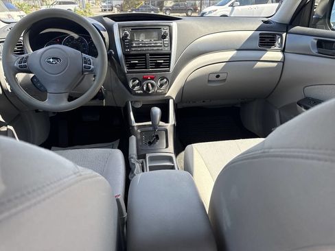 Used 2013 Subaru Forester 2.5X w/ Popular Pkg 3 AWD/4WD image 22