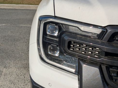 New 2025 Ford Ranger Lariat w/ FX4 Off-Road Package image 11