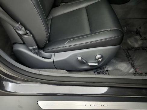 Used 2025 Lucid Air Touring AWD/4WD image 37