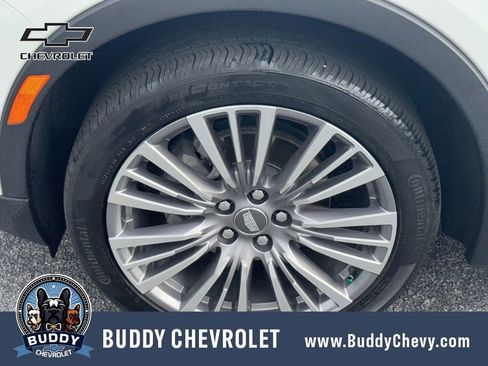 Used 2024 Cadillac XT4 Premium Luxury FWD image 12