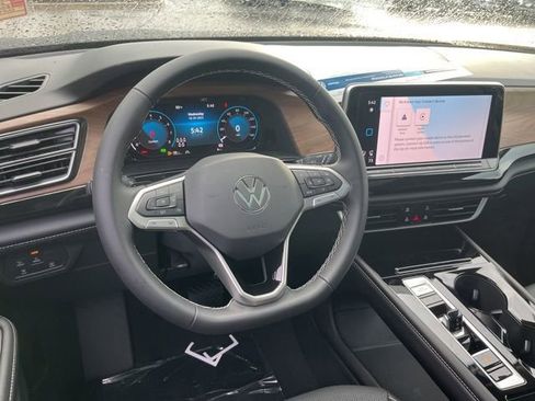 New 2026 Volkswagen Atlas SE AWD/4WD image 35