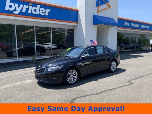 Used 2017 Ford Taurus Limited FWD image 1