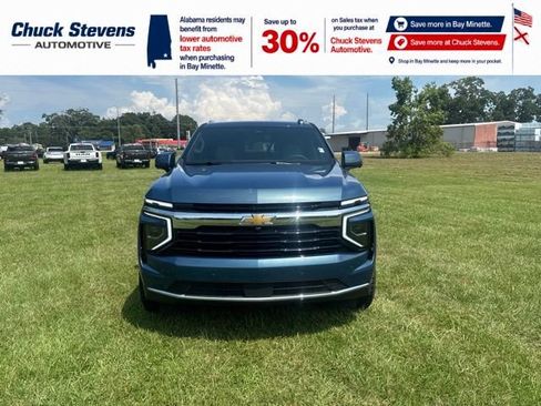 Used 2025 Chevrolet Tahoe LS RWD image 4