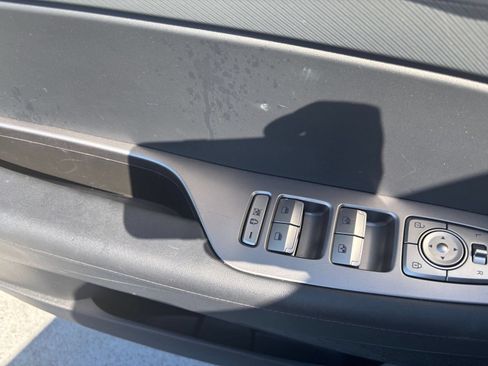 Used 2025 Hyundai Palisade SEL FWD image 18