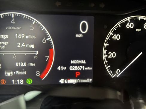 Used 2023 Honda CR-V LX image 17