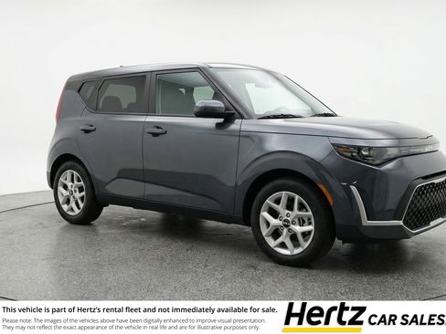 Used 2025 Kia Soul LX w/ LX Technology Package image 1