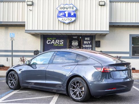 Used 2018 Tesla Model 3 Long Range RWD image 3